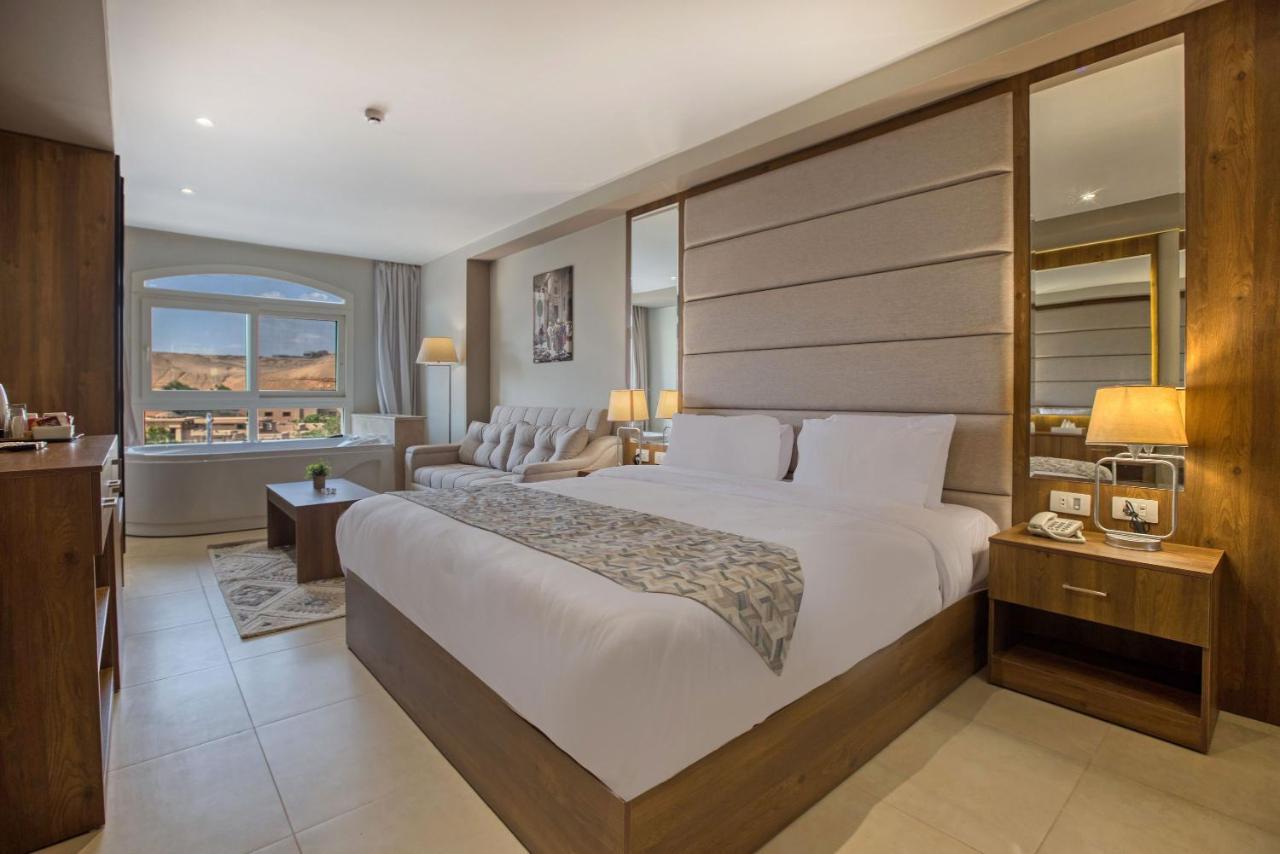 Nozol Pyramids Hotel And Spa Kafret el-Gabal 外观 照片