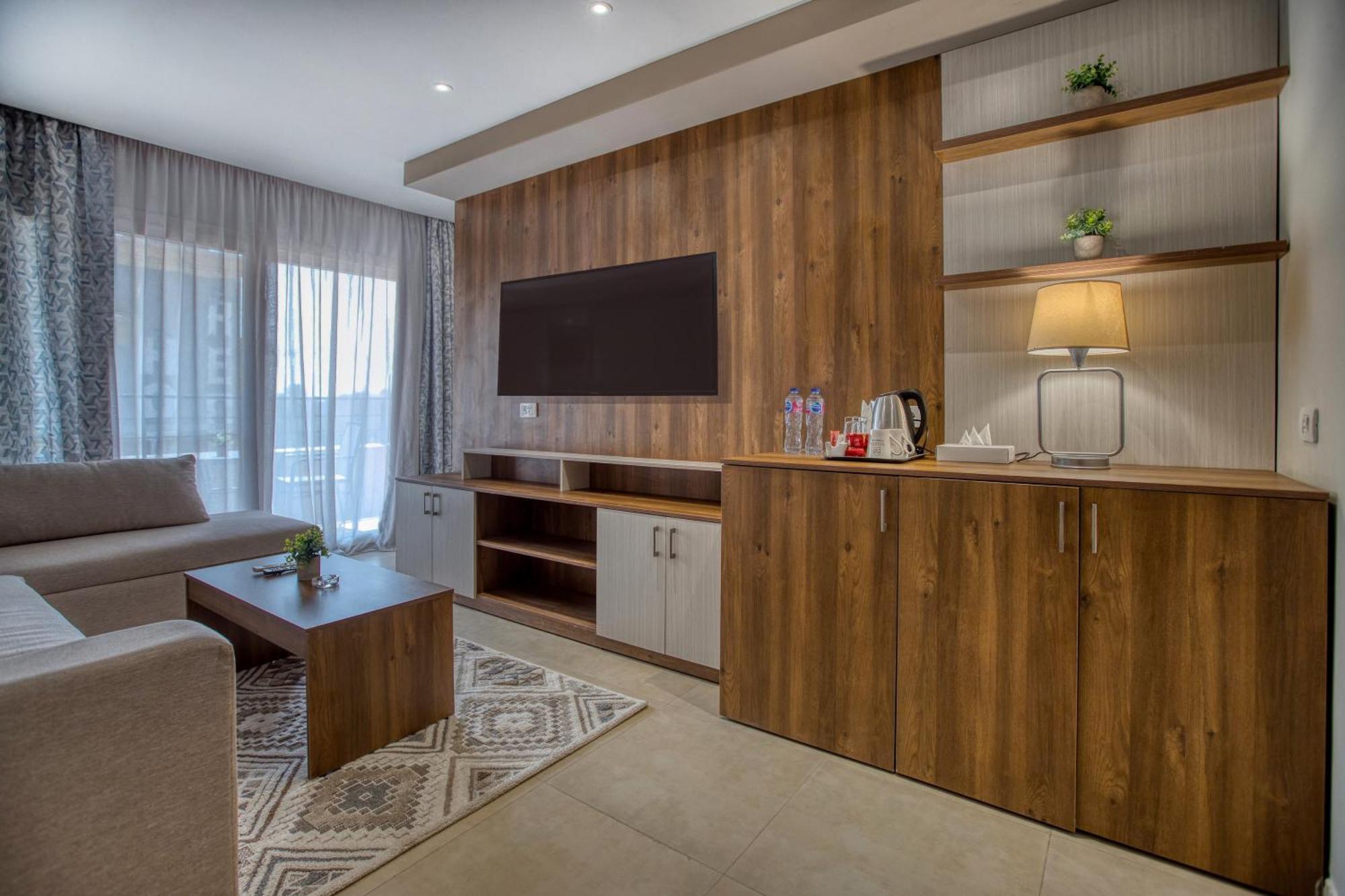 Nozol Pyramids Hotel And Spa Kafret el-Gabal 外观 照片